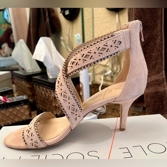 Sole Society Heels - Picture 11 of 16